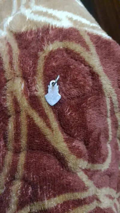 Colgante de plata con diseño de búho - miniatura 2