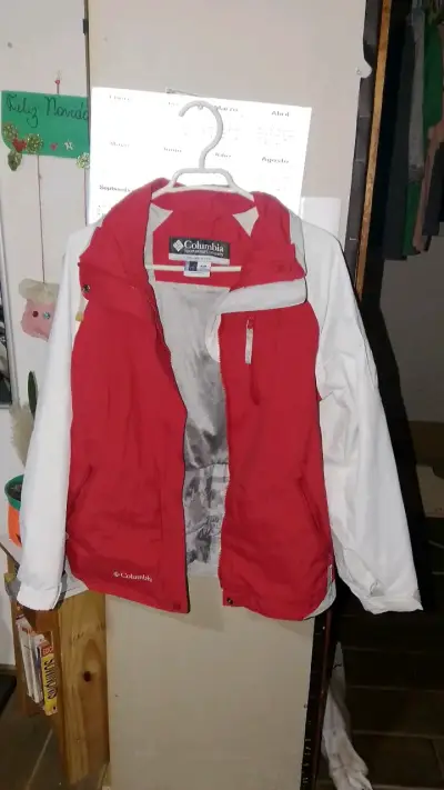 Chaqueta impermeable Columbia roja y blanca - miniatura 1