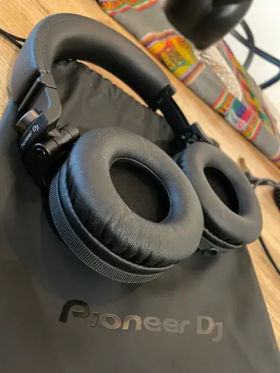 Audífonos DJ Pioneer HDJ-X7-K - miniatura 4