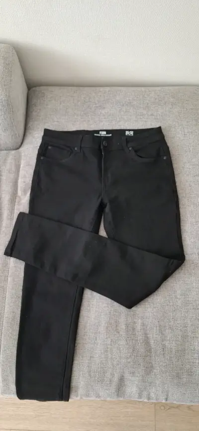 Jeans negros para mujer F3BN talla 33 - miniatura 1