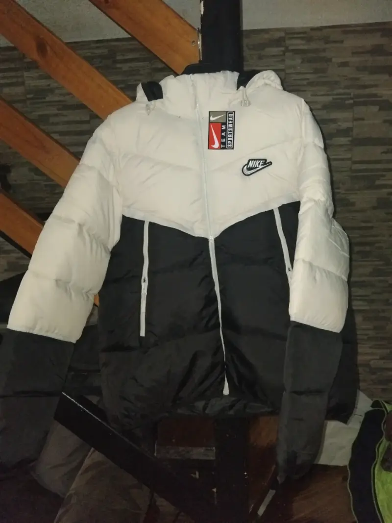 Chaqueta acolchada Nike bicolor para hombre
