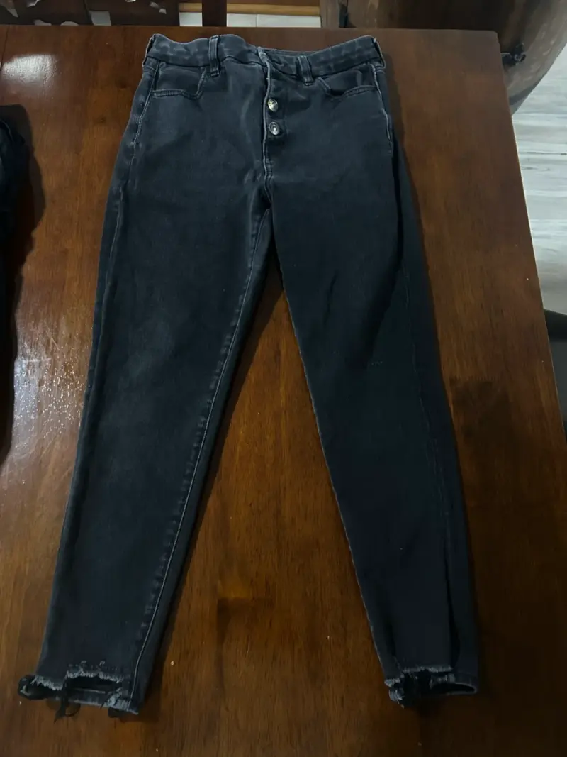 Jeans negros American Eagle talla 8 - 3