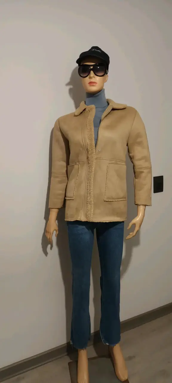 Abrigo gamolan de mujer beige con forro de lana - 1