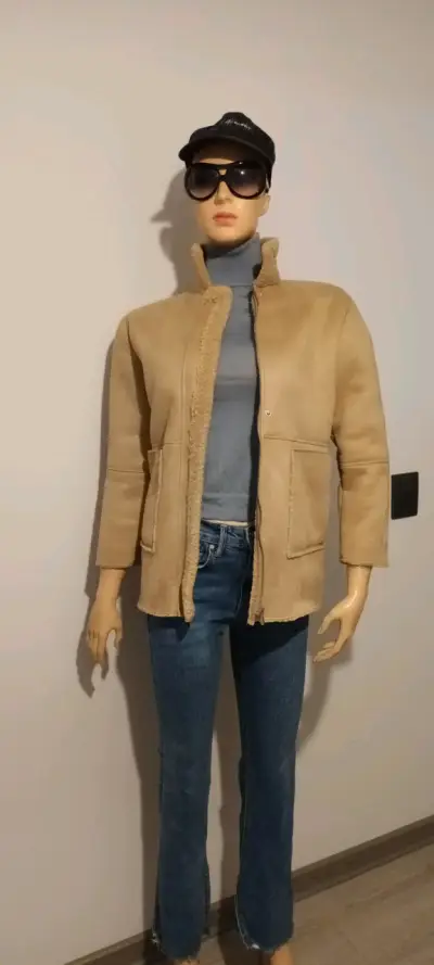 Abrigo gamolan de mujer beige con forro de lana - miniatura 3