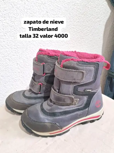 Botas de nieve para niños en perfecto estado - miniatura 3