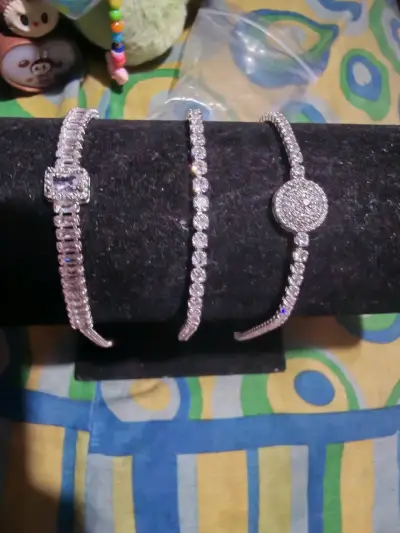 Pulsera de diamantes brillantes para mujer - miniatura 3