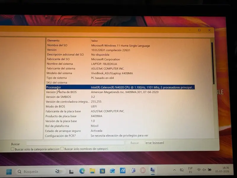Laptop ASUS con cargador, pantalla 15 pulgadas - 3