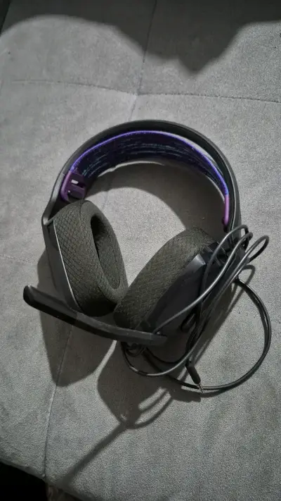 Audífonos gamer con micrófono ajustable - miniatura 2
