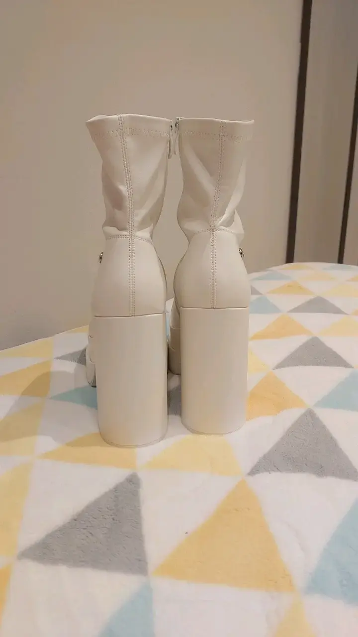 Botines de plataforma blancos con cierre lateral - 4