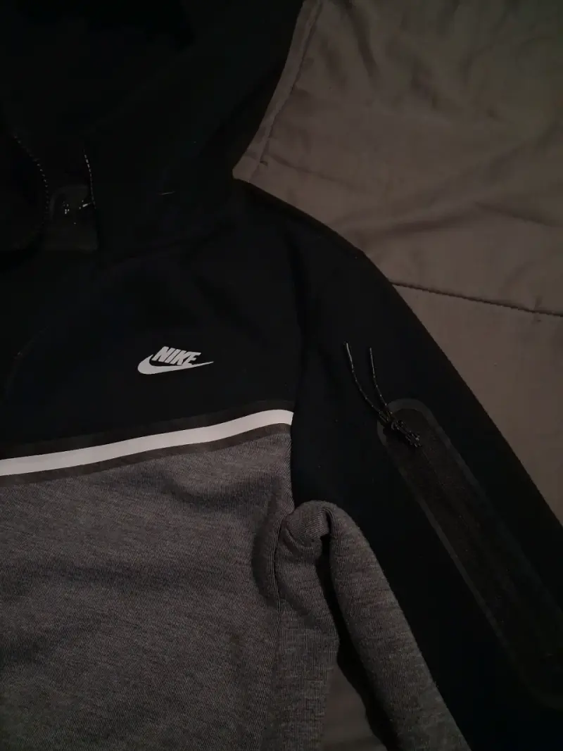 Polerón Nike tech fleece - 4