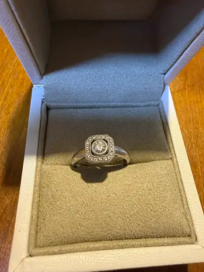 Anillo de platino y diamante octagonal Casa Barros - miniatura 3