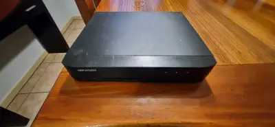 Grabador de Video Hikvision 16 Cámaras de Segur - miniatura 1