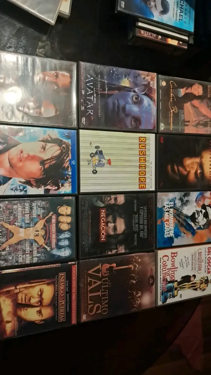 Colección de DVDs clásicos de ciencia ficción y terror - 6