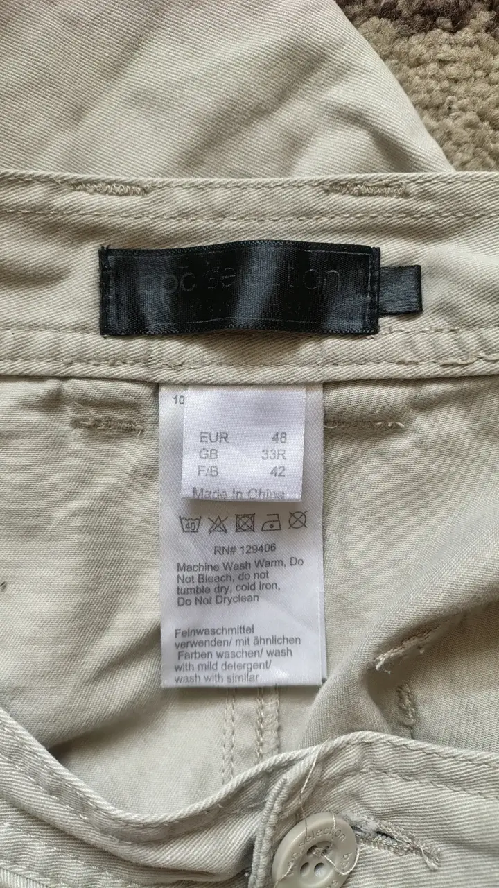 Pantalones cargo beige para hombre con bolsillos - 3
