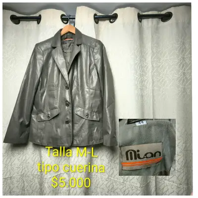 Blazer de mujer en color beige talla M - miniatura 2