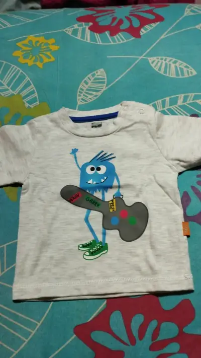 Poleras para bebés de 9 meses 3 diseños - miniatura 3