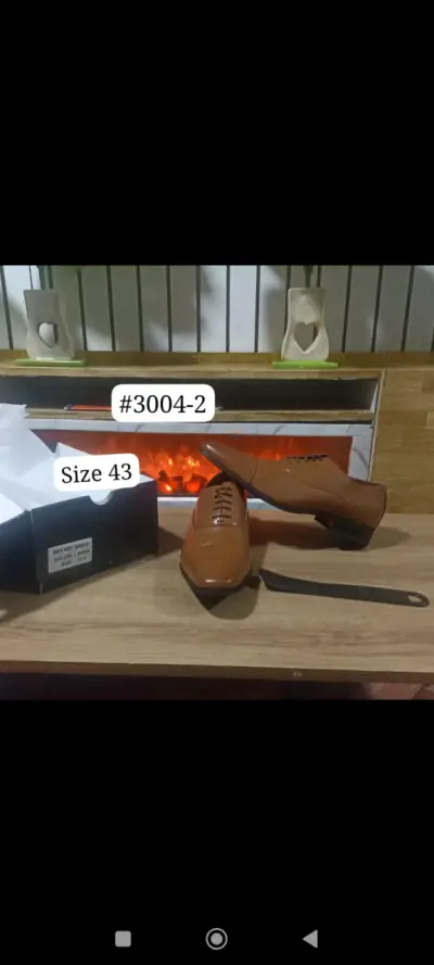 Zapatos formales de cuero marrón talla 43 - miniatura 1