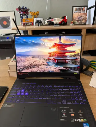 ASUS TUF Gaming F15 RTX4060 - miniatura 1