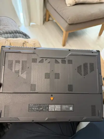 ASUS TUF Gaming F15 RTX4060 - miniatura 4
