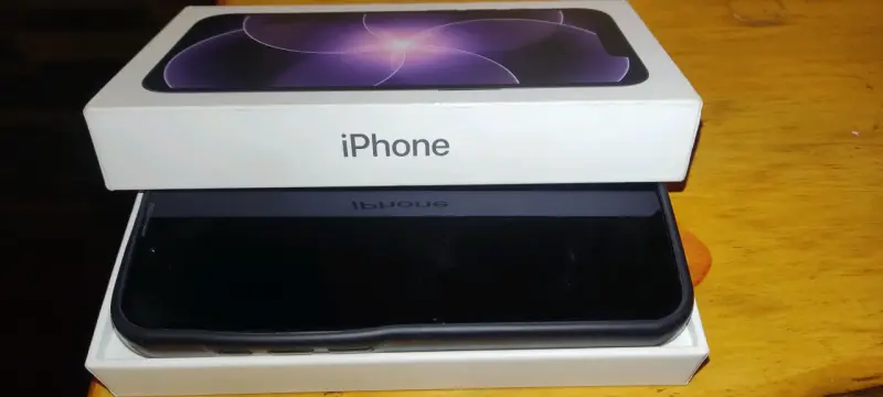 Oferta Imperdible IPHONE 17e - 4