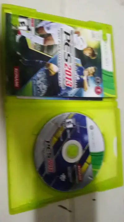 3 de juegos Xbox 360: Kinect Sports, PES 2013 y - miniatura 6