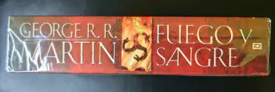 Libro 'Fuego y Sangre' de George R. R. Martin - miniatura 3