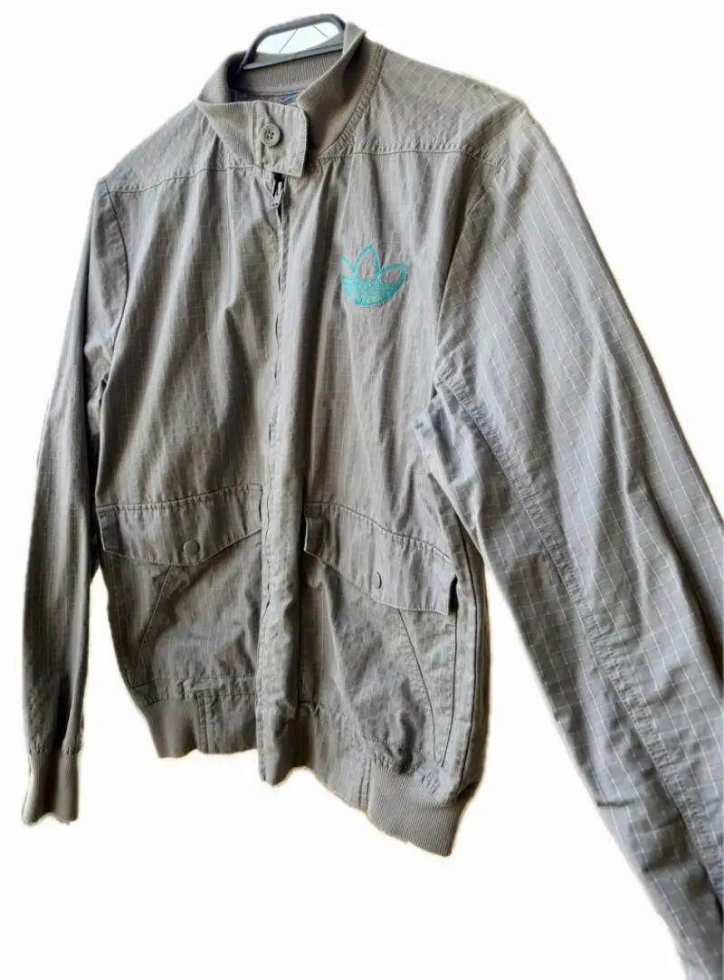 Chaqueta ADIDAS deportiva gris con logo bordado - 2