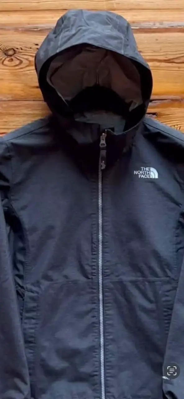 Chaqueta impermeable negra The North Face - 1