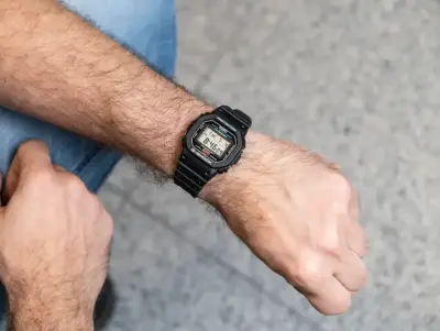 Reloj Casio G-shock Dw-5600ue-1 - miniatura 5