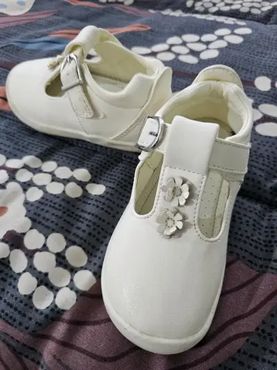 Zapatos de bebé dorados y blanco coniglio talla 25 - miniatura 2