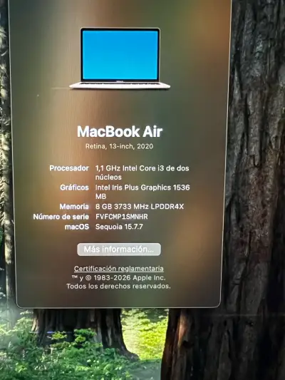 MacBook Air en buen estado con Touch ID - miniatura 5