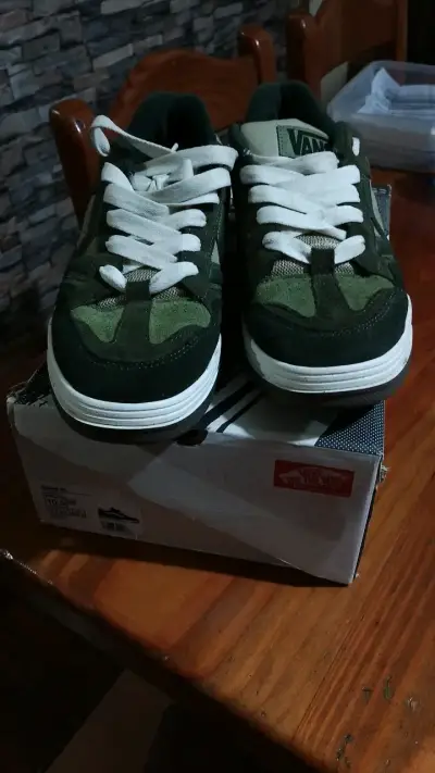 Zapatillas Vans verdes de gamuza para hombre - miniatura 1
