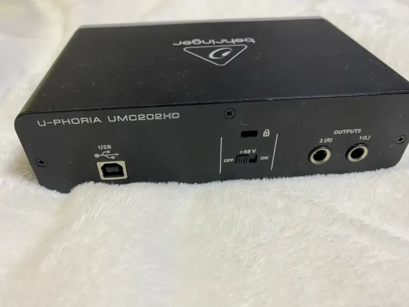 Interfaz de audio Behringer U-Phoria UMC202HD - 3