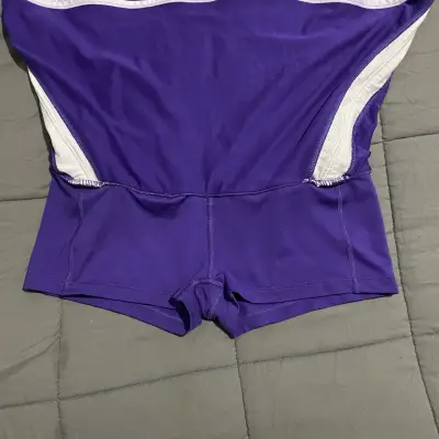 Falda deportiva morada Nike - miniatura 3