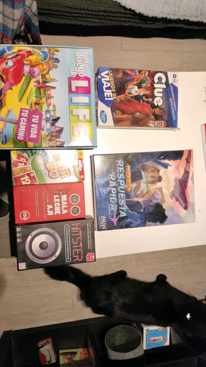 Colección de juegos de mesa variados - 1