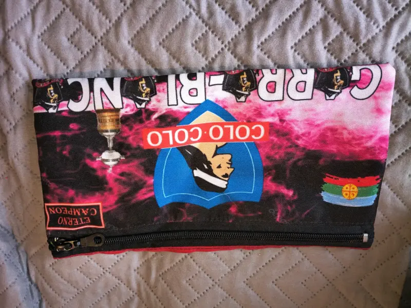 Bolso bandolero Colo-Colo negro con logo - 2