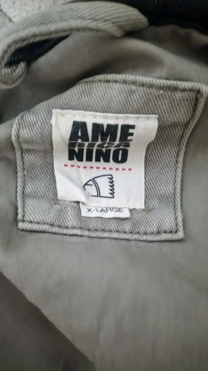 Chaqueta de hombre gris con cuello contrastante - 3