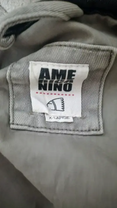 Chaqueta de hombre gris con cuello contrastante - miniatura 3