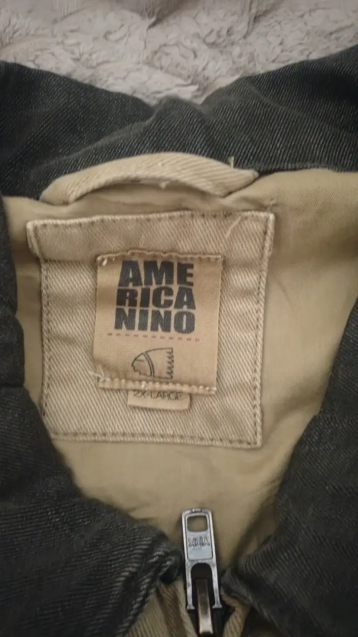 Chaqueta beige con cuello contrastante - 3