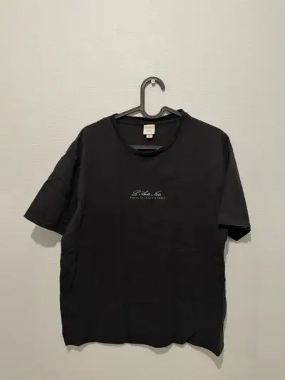 Polera negra con diseño floral Sioux talla M - miniatura 1