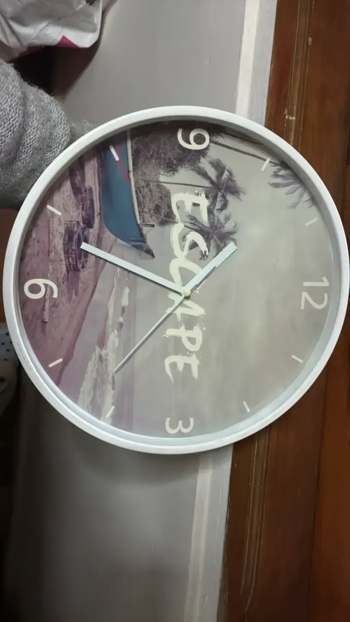 Reloj de pared decorativo con diseño de playa