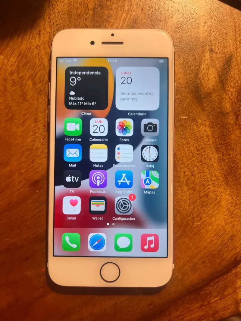 iPhone 7 128GB en buen estado - 1