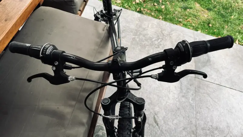 Bicicleta Rockrider 520 MTB negra en buen estado - 3