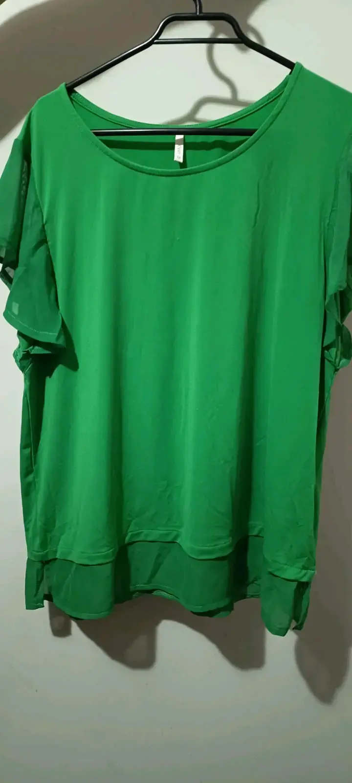 Blusa verde de manga corta para mujer - 2