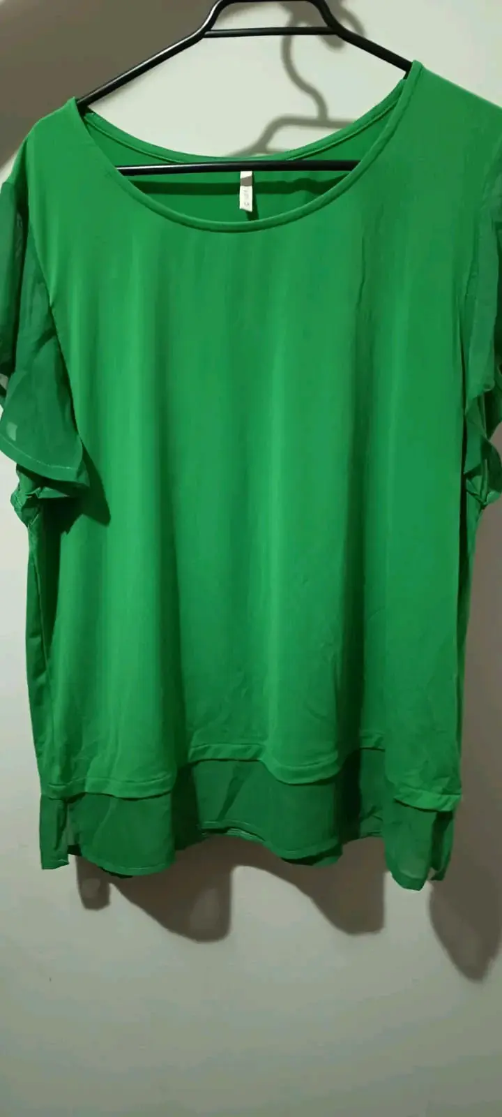 Blusa verde de manga corta para mujer - 3
