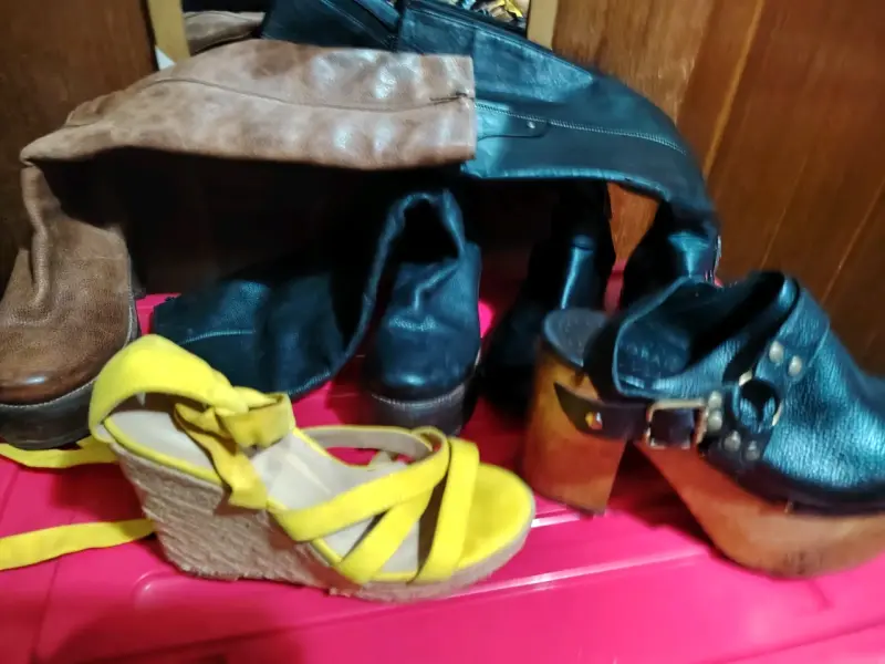 Botines de cuero negro con tacón alto - 6