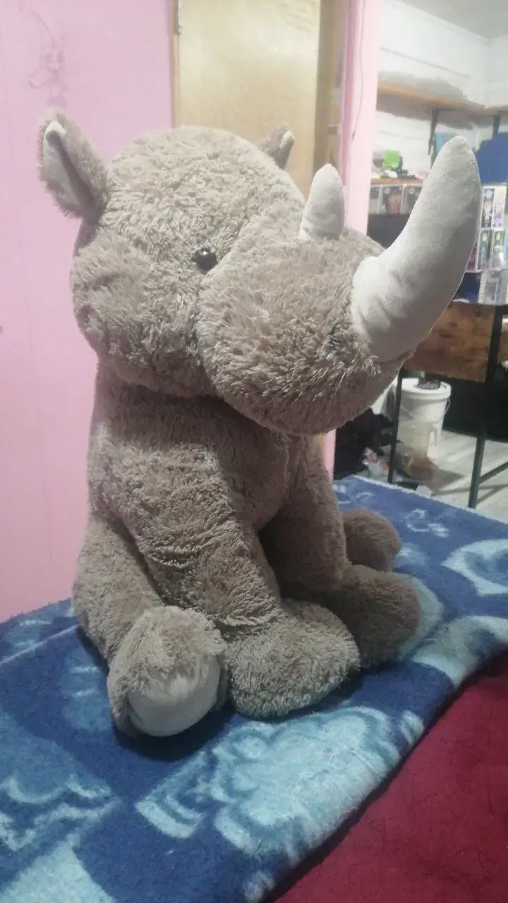 Peluche rinoceronte grande y suave - 3