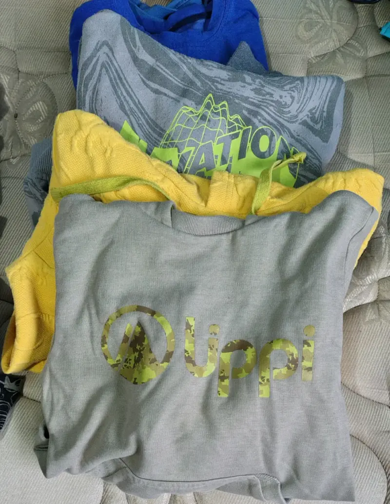 Lote de pantalones para niños en varios colores - 2