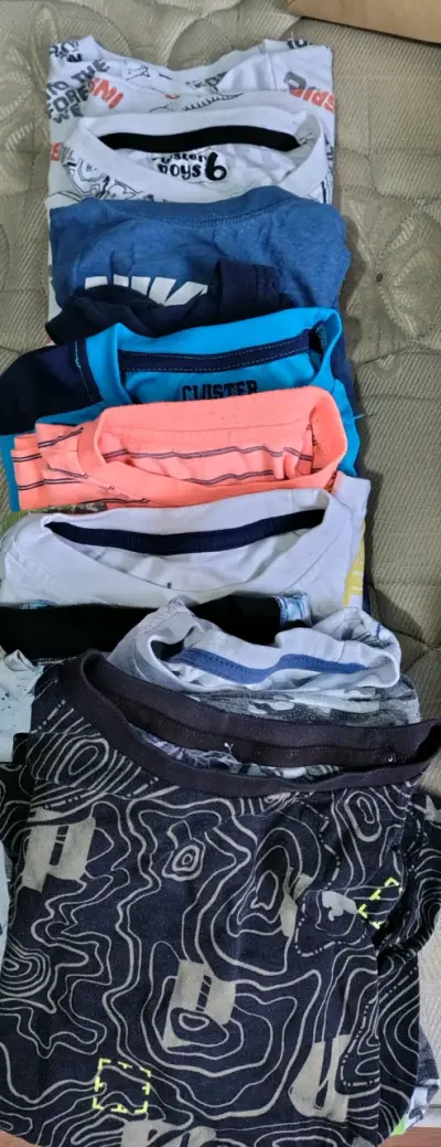 Lote de pantalones para niños en varios colores - miniatura 3