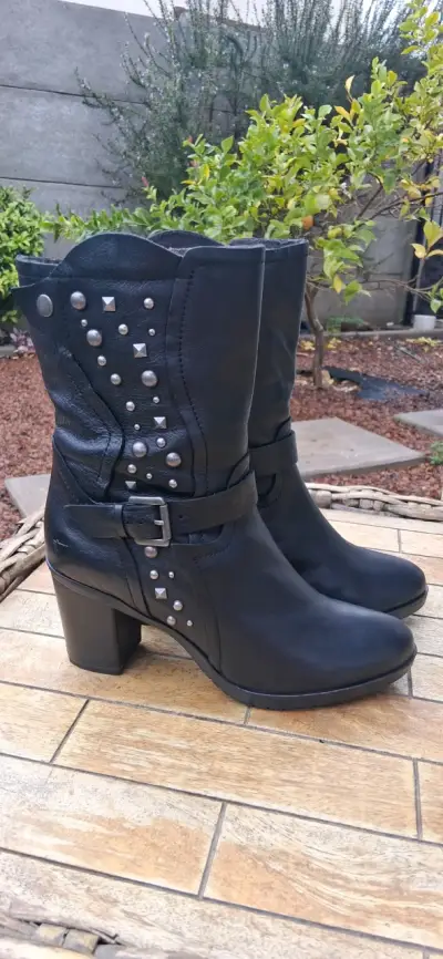 BOTAS TAMARIS N°38 25CM CON TACHAS 100%CUERO - miniatura 1